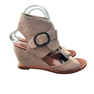 Argila Eliana Light Brown Suede Wedge Sandal - size 38 (US 7.5)
